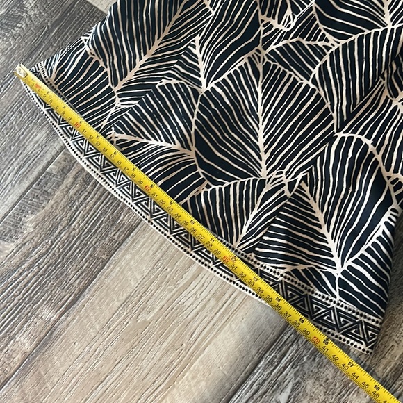 WHITE HOUSE | BLACK MARKET PALM LEAF BUSTIER S,00 - Picture 10 of 14